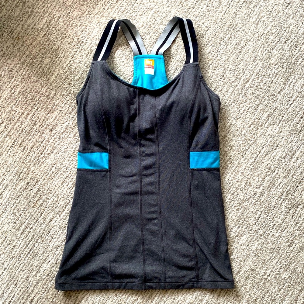 Lucy Yoga Top